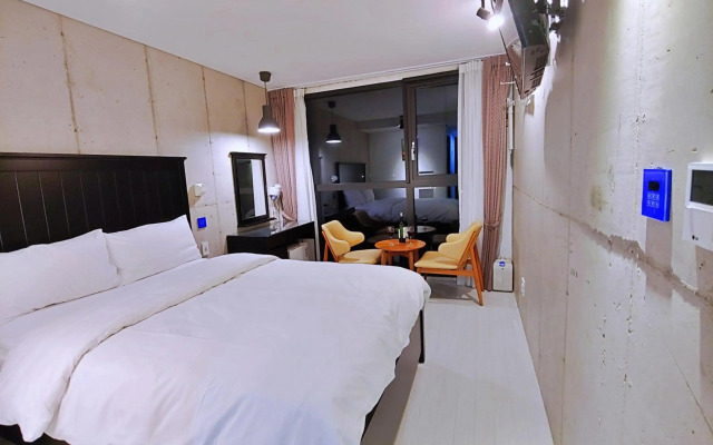 Hotel stay interview Jeju