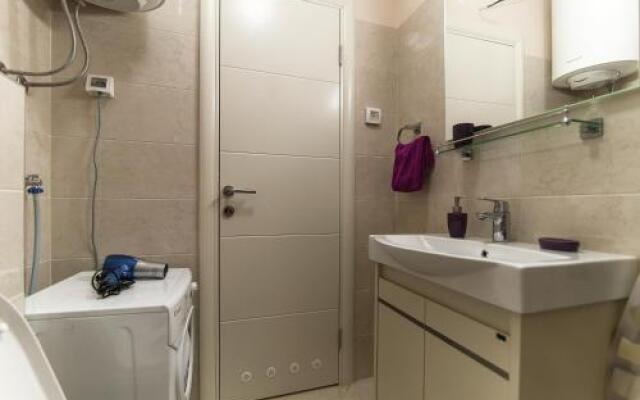 Harmonia Apartments