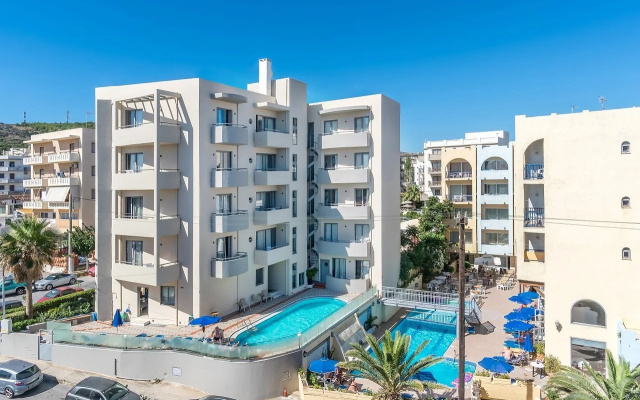 Icarus Suites & Apartments