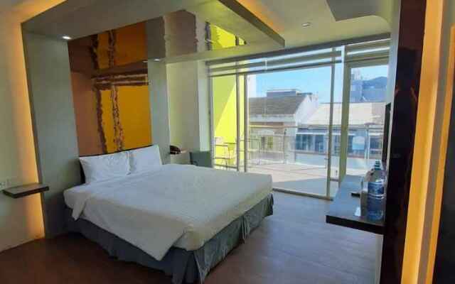 Hotel Surya Pantai Losari
