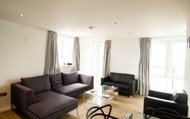 Modern 3 Bedroom Islington Flat