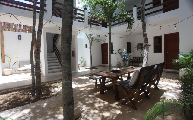 Standard Rooms by GuruHotel