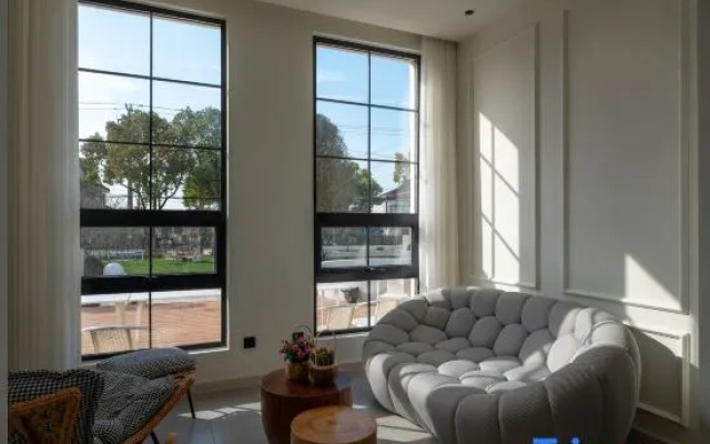 Shanghai In Prime Years  Countryside  Home Hotel