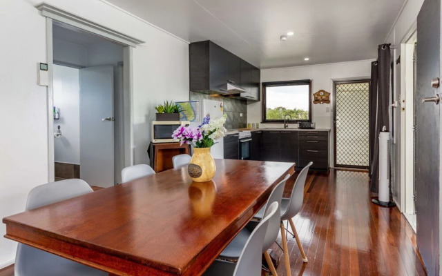 Escape to Bribie, Enjoy This dog Friendly Family Getaway!