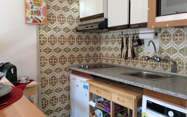 Downtown Sunny Apartment