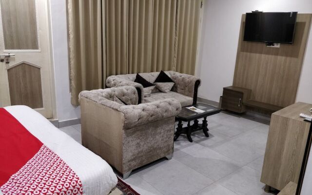 OYO 24209 The Pearly Gate