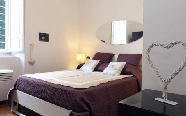 Caracciolo Guest House