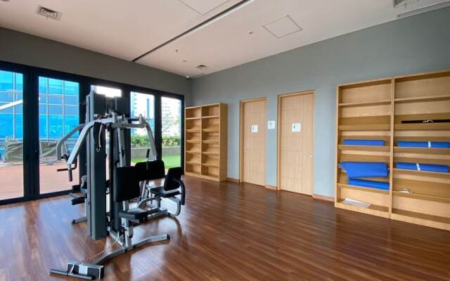 Homey And Spacious 2Br At Samara Suites Apartment