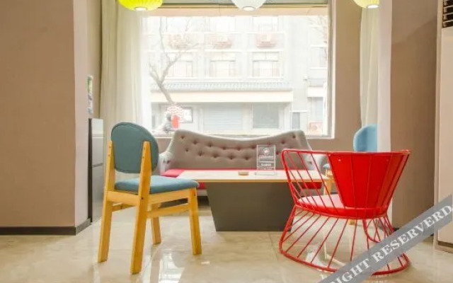 U Plus Hotel (Dabei street, Tangyin)