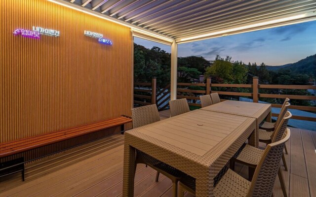 Gapyeong Jinikidsdogchaepoolvilla
