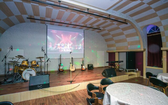 Geumsan Forest White Castle Pension