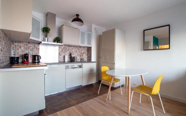 Paris - Porte d'Ivry - Modern and Cosy 2 bedroom apartment