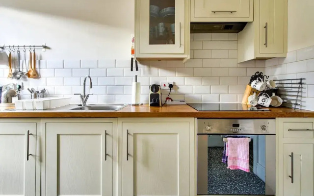 JOIVY Great Location - Lovely Rose St Apt in City Centre