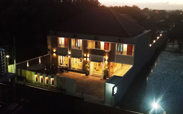 W House