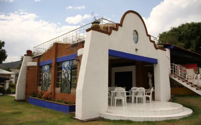 Hotel La Escondida
