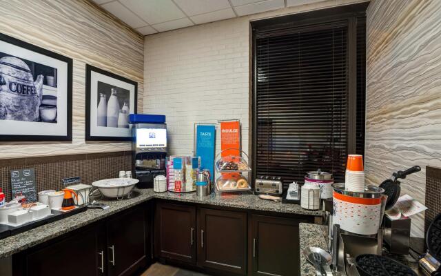 Hampton Inn Norfolk-Naval Base