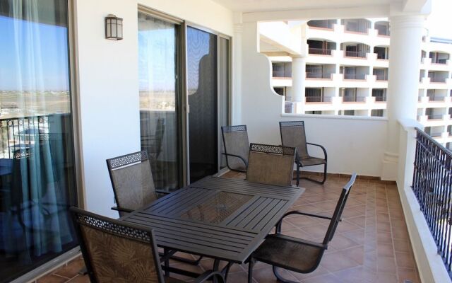 Casa Blanca 2BR CD 703-v by Casago