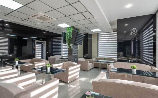 Hotel Boutique 5