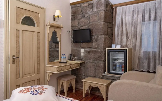 Assos Nazl�han & SPA Hotel