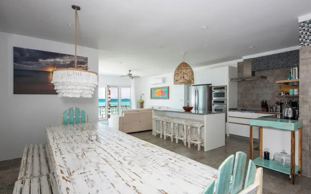 Secluded Luxury: New Beachfront Home With Pool