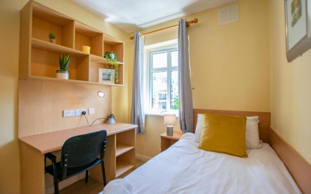 The Townhouse at Gort Na Coiribe By Shortstays