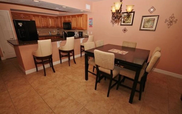 Oceanwalk 13-404 Apartment 3