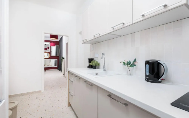 Retro Glamour by Upstairs