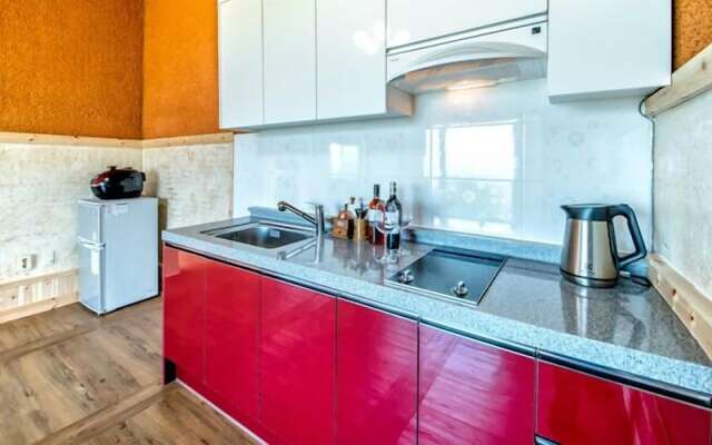 Jangchun Red Clay Pension