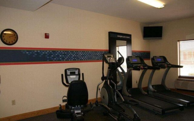 Hampton Inn Garden City