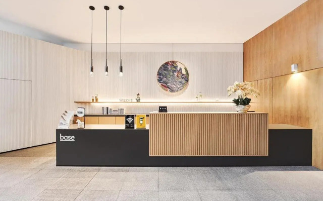 base SUHE Serviced Apartment