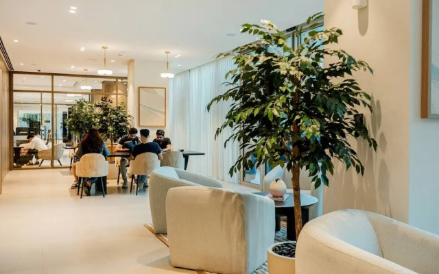 One Lux Stay Grande Signature Residences