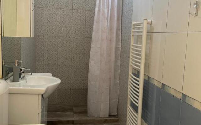 M & I Apartment 1