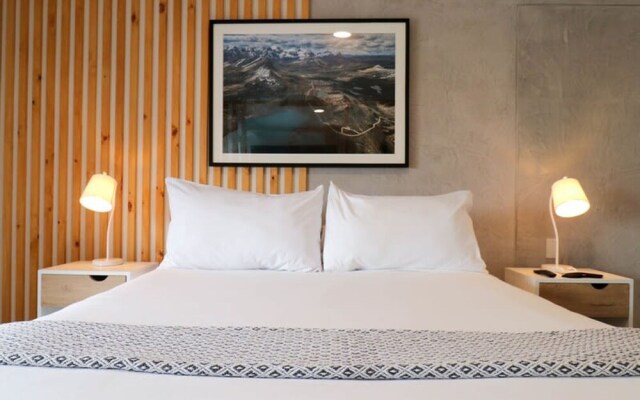 w Amazing 2BR in the Heart of Miraflores