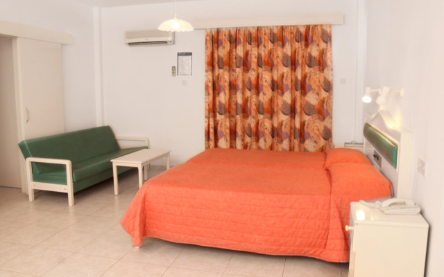 Seagull Hotel