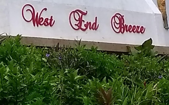 West End Breeze