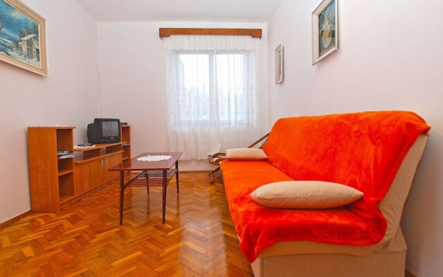 Apartment 1210