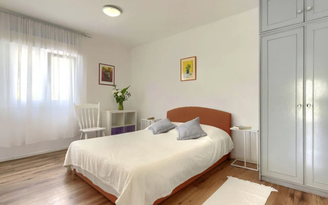 Laura Pula in Pula With 3 Bedrooms and 3 Bathrooms