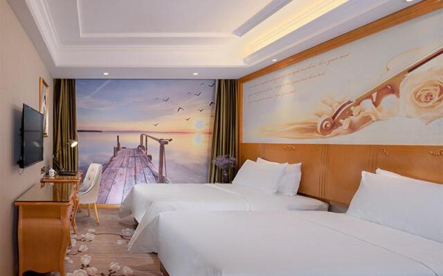 Vienna Hotel Guangdong Dongguan Humen High-Speed Railway Station