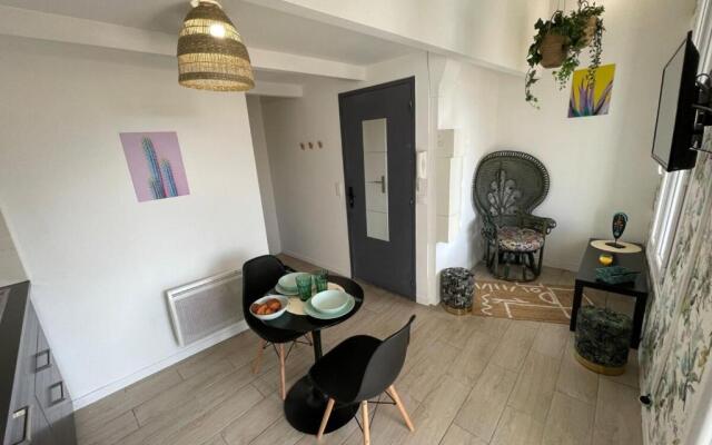 Le Jungle by AndersLocationTerrasseWifi-Netflix