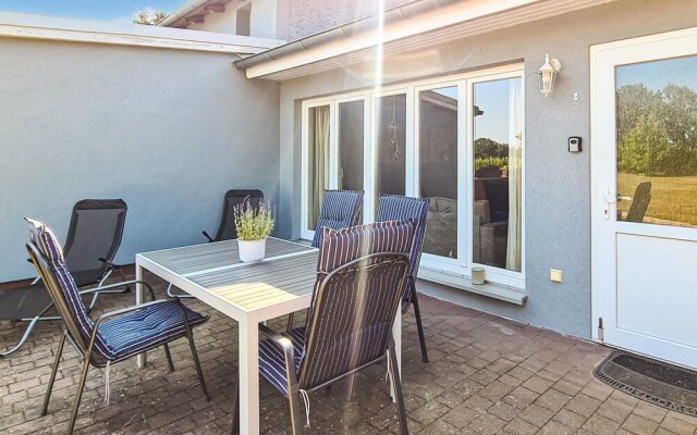 Beautiful Apartment in Ribnitz-damgarten With Wifi and 1 Bedrooms