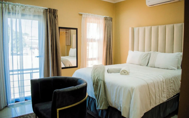 WoodMead Guest House & Events