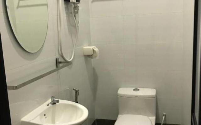 REBECS 12Pax@TebrauCity/Ikea/Toppen/Aeon