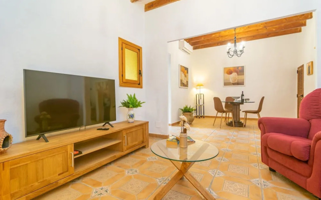 Sabatera in Inca With 1 Bedrooms and 1 Bathrooms