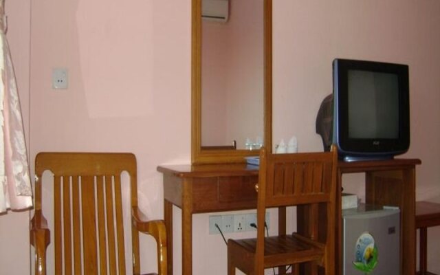 Royal Boss Hotel