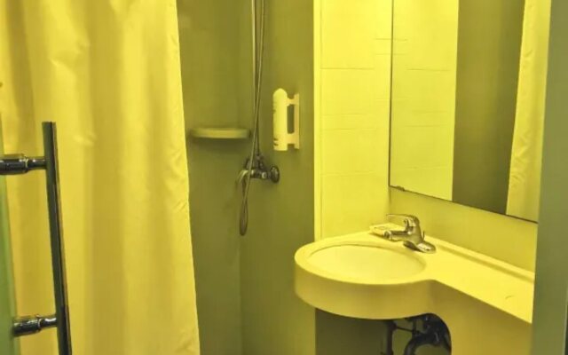 Jinjiang Inn Select Wuhan International Expo Center Maying Road Metro Station