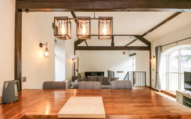 Coach House
