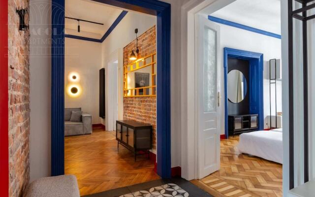 SquadGoals House - Fragola Apartments
