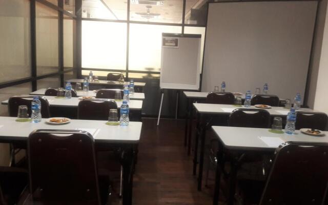 Sare Hotel