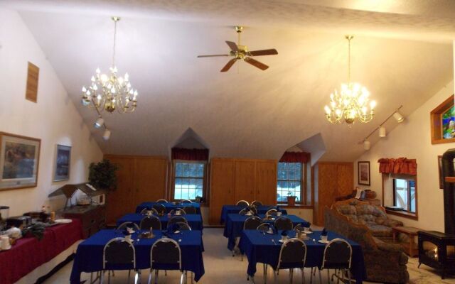 Abbey Archway Inn