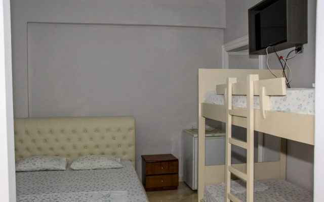 Andy Apartments